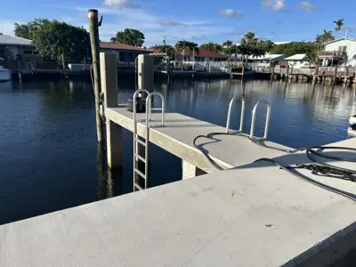 Boat Dock For Rent in Pompano Beach, Florida