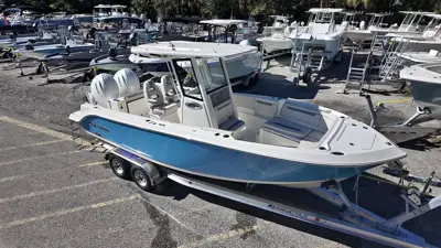2026 Sailfish 252 Center Console