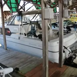 1999 Bayliner 2452
