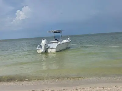 Sea Fox 23' Center Console – Excellent Condition. Suzuki 150, 53 hrs