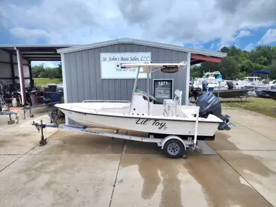 2002 Pathfinder 1900 Bay Boat