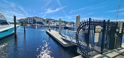 63ft BOAT SLIP HARBORTOWN