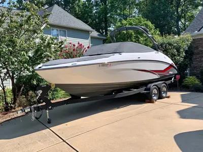 2019 Yamaha ar240