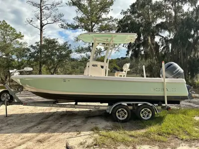 2015 Robalo 226 Cayman