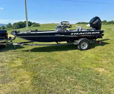 2022 Bass Tracker Pro 170 2022