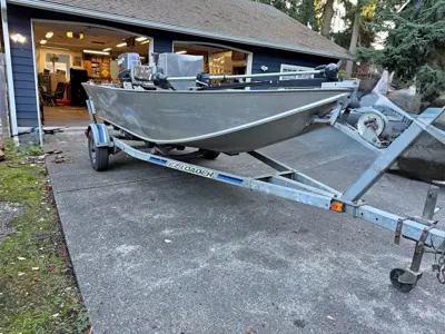 15’ 1988 Jetcraft Boat – 1997 90 HP Jet Drive – EZ Loader Trailer