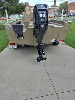 2017 LUND 20' alaskan ss