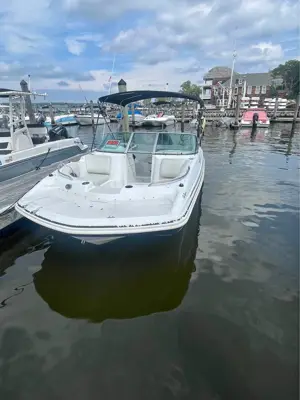 2012 Hurricane sundeck 187 OB