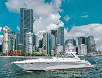 Sea Ray Sundancer 54’