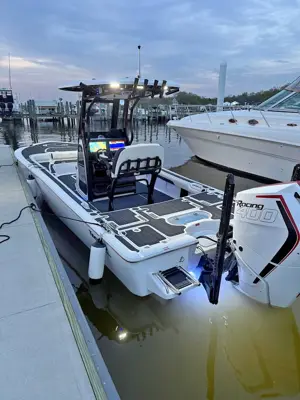 2024 Tidewater 2500 Carolina Bay