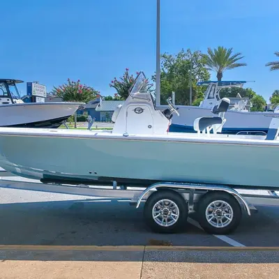2027 Tidewater 2110 Bay Max