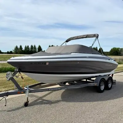 2017 Crownline 215