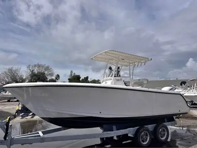 2024 Aquasport 220 CC