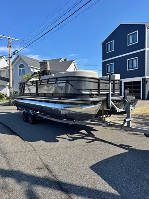 2022 StarCraft pontoon SLS 3