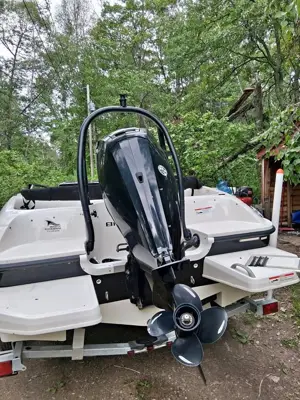 2019 BAYLINER E16 w 75hp FOUR STROKE mint condition