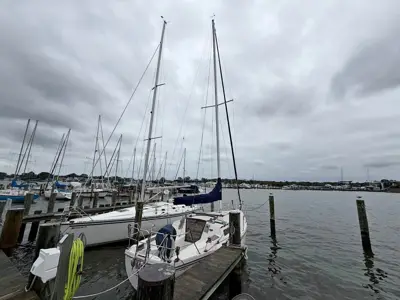 1989 Catalina 30' Fin Keel/SL