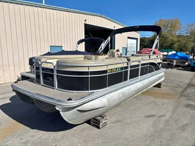2015 Bennington 24SLX3