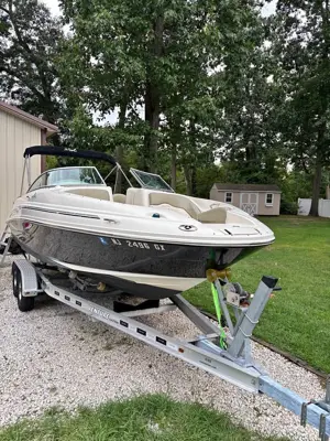 2005 Sea Ray Sundeck