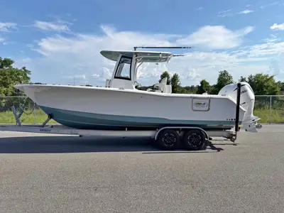 2024 Sea Hunt Gamefish 27CB