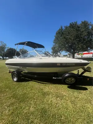 2014 Stingray 180RX Bowrider + Trailer
