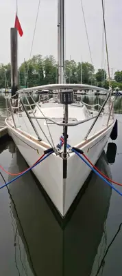 1989 J-35 RACING/CRUING SAILBOAT