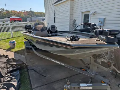2005 Bass Tracker PT175 Coastal Series (2022 9.9 hp Pro Kicker)
