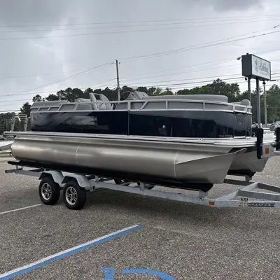 2026 Avalon VLS 21 QUAD LOUNGER-90HP 😎 0 Hours