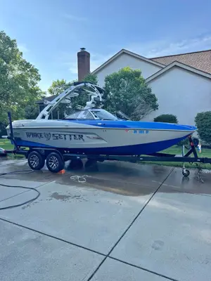 2012 Malibu MXZ 22