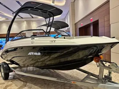 2027 Yamaha Boats AR182