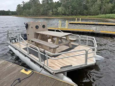 1989 Suntracker pontoon