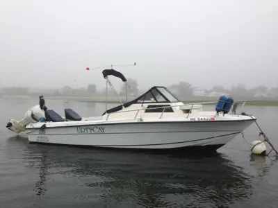 1992 Horizon By Angler 24' Boat