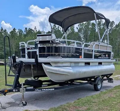 2020 Sun Tracker Bass Buggy 16 XL