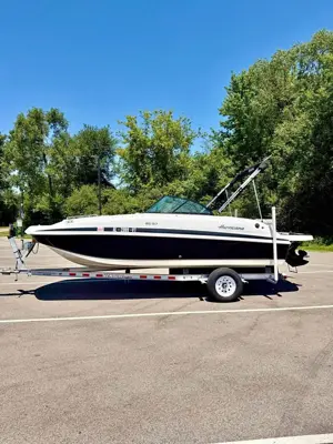 2017 Hurricane Sundeck Sport SS 188