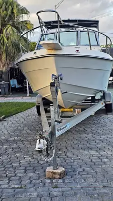 Barco Chaparral a la venta