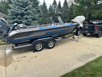 2019 Skeeter wx2200