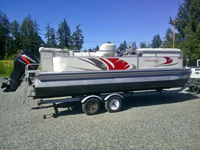 2009 Lowe 20' Suncrusier Pontoon