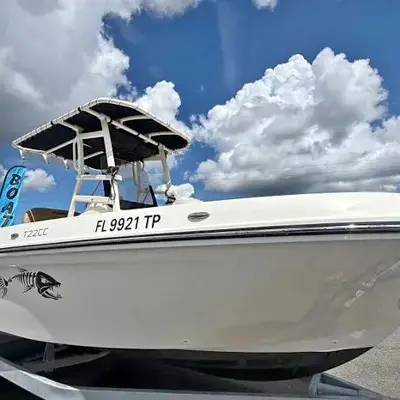 2024 Bayliner Trophy T22CC