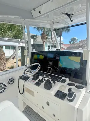 2021 Cobia 350