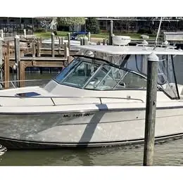 2004 Pursuit 2670 Denali LS