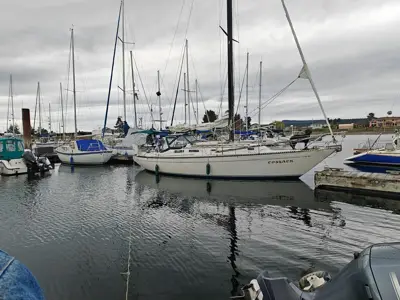 36' Islander Yachts Islander 36