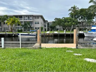 20 feet dock for rent