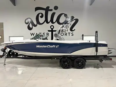 2019 Mastercraft XT25