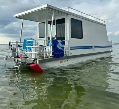 Brand NEW 2024 TRAILERABLE 8x31 Catamaran Marine House- Boat Lil Hobo River Bay Beach Home Fish OBO