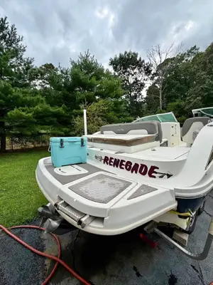 2011 Sea Ray 240 Sundeck