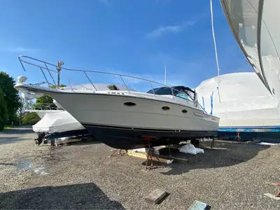 33’ Tiara 330 Open