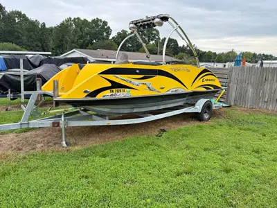 2015 Caravelle Razor