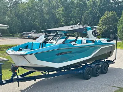 2025 Nautique Paragon