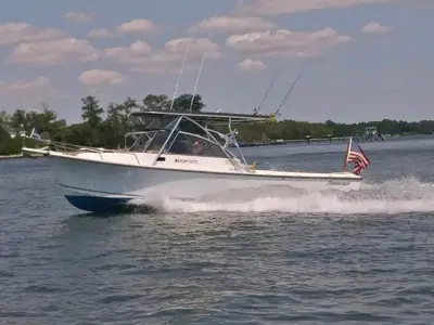 1991 Shamrock 26 Cuddy Cabin