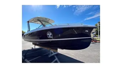 2026 Monterey Elite 27 SD | 350HP V8 | Bow Thruster |