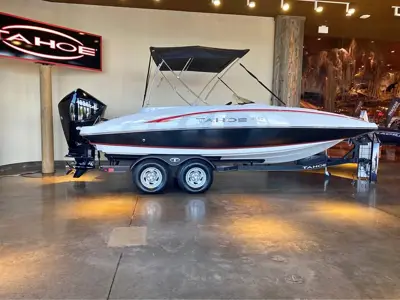2020 Tahoe Deck Boat